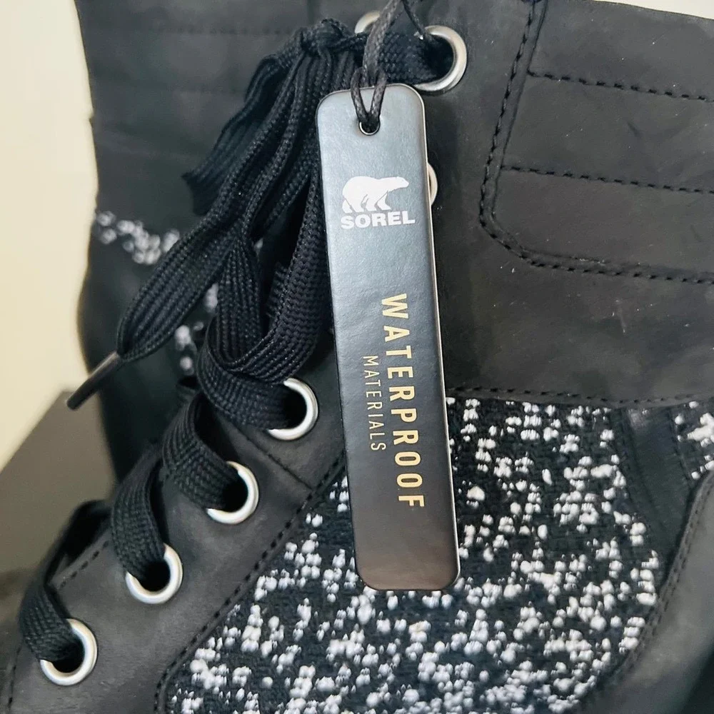 SOREL Joan of Arctic Waterproof Wedge III Lexie Lace-Up Bootie, Black,‎ 9.5, NWT